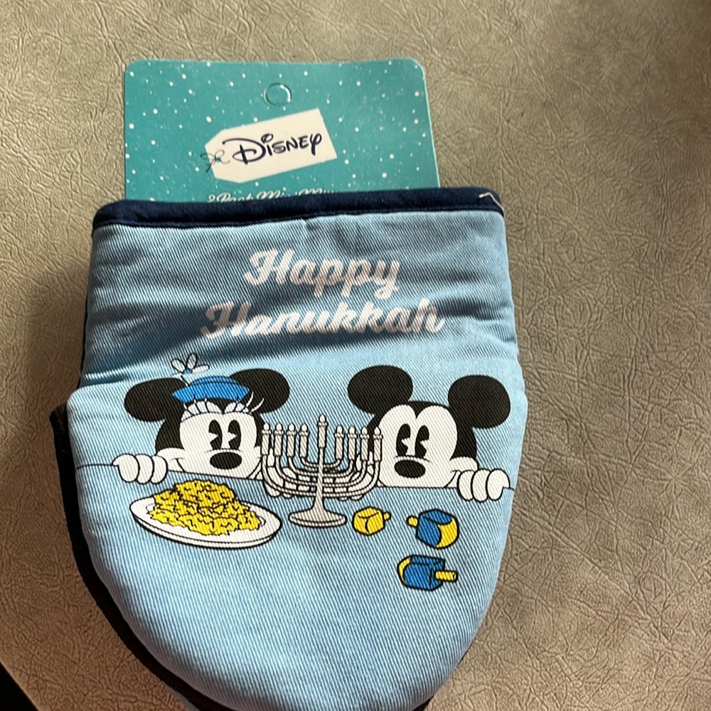 Disney Hanukkah two mini mitts
